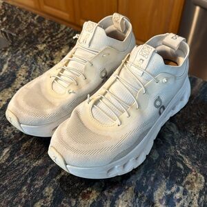 On Cloudtilt Loewe Women 7.5 without original insole